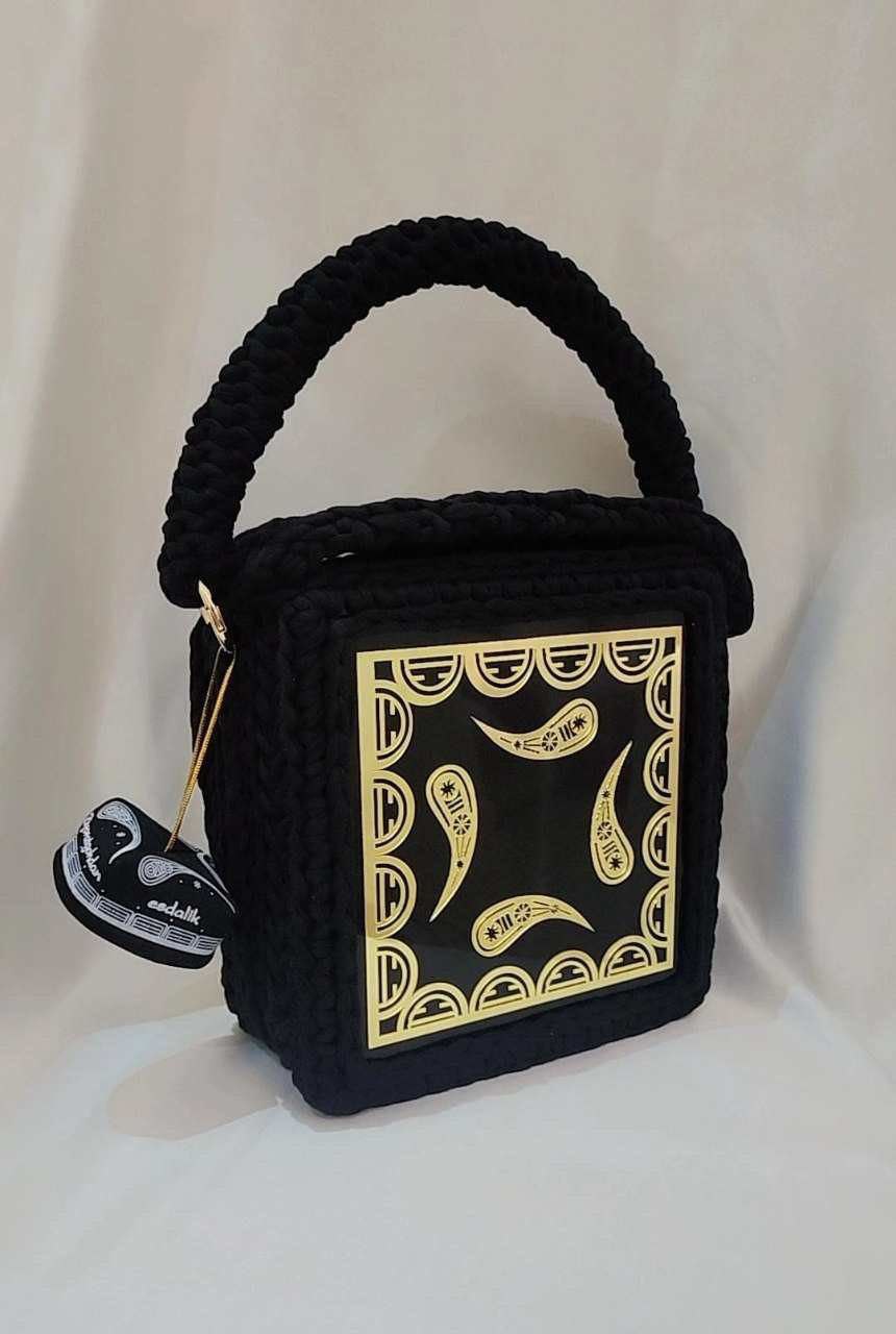 Almond Embroider Square Knitted Purse
